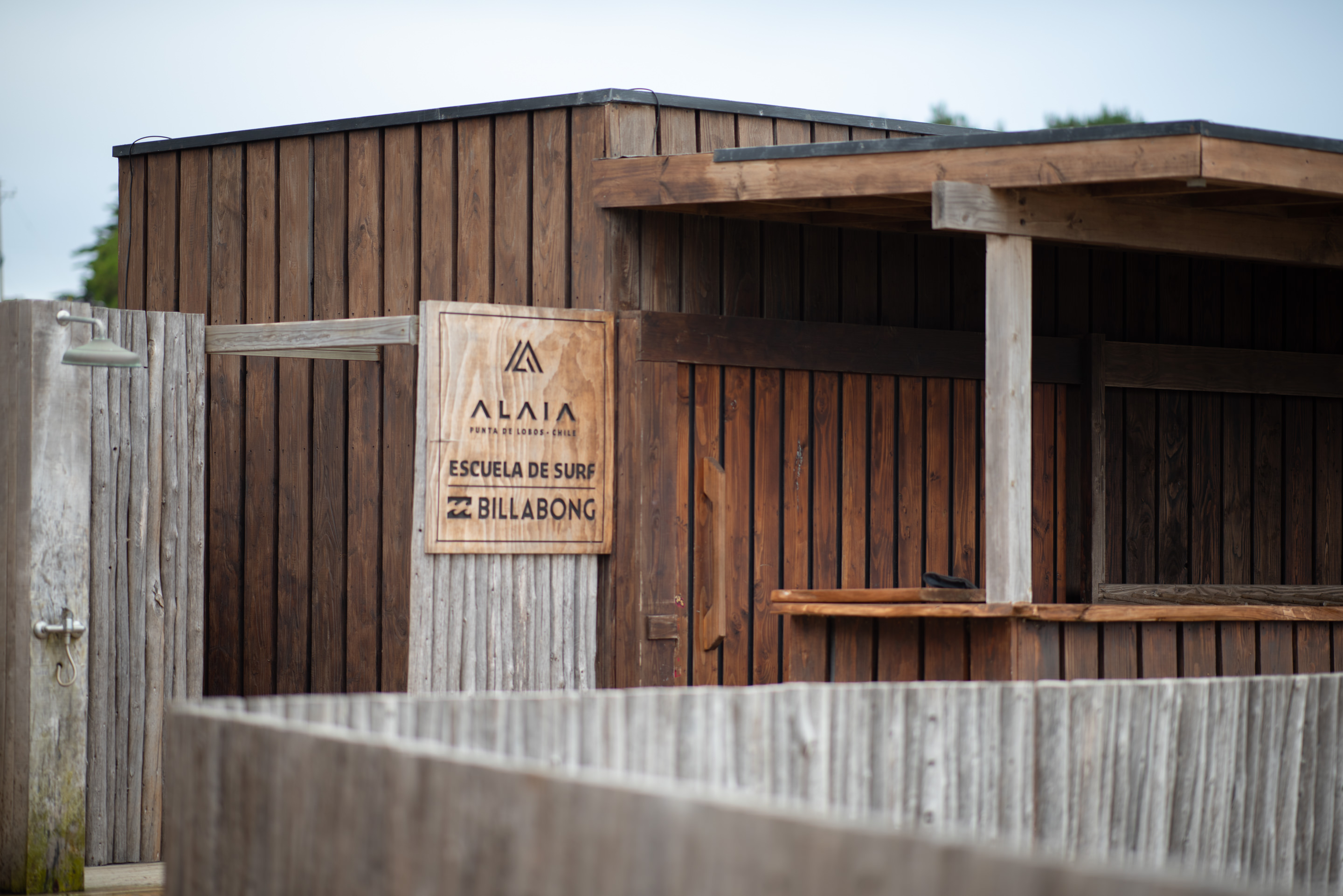 alaia escuela de surf billabong