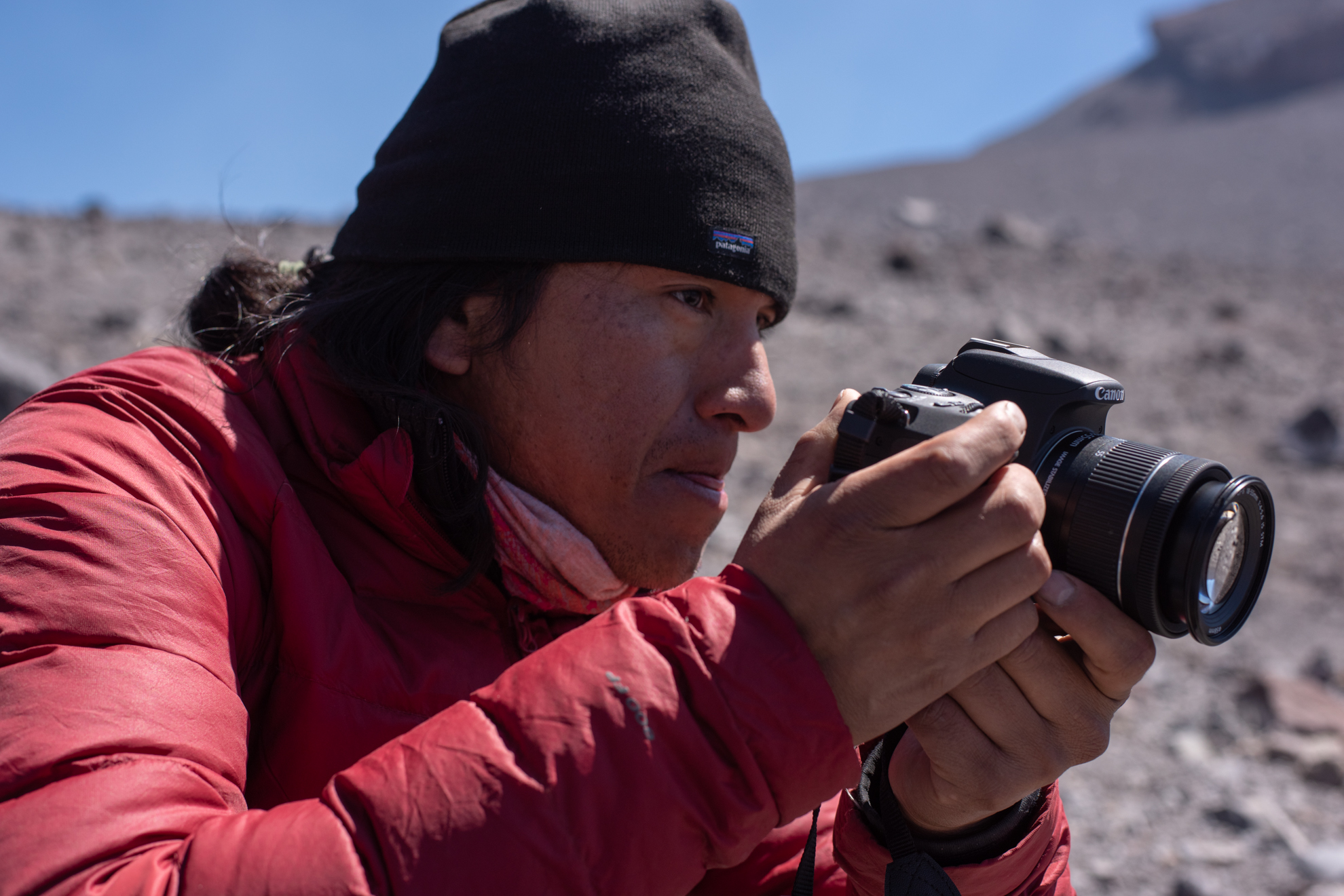 lascar volcano vulcan lascar atacama desert tour guide