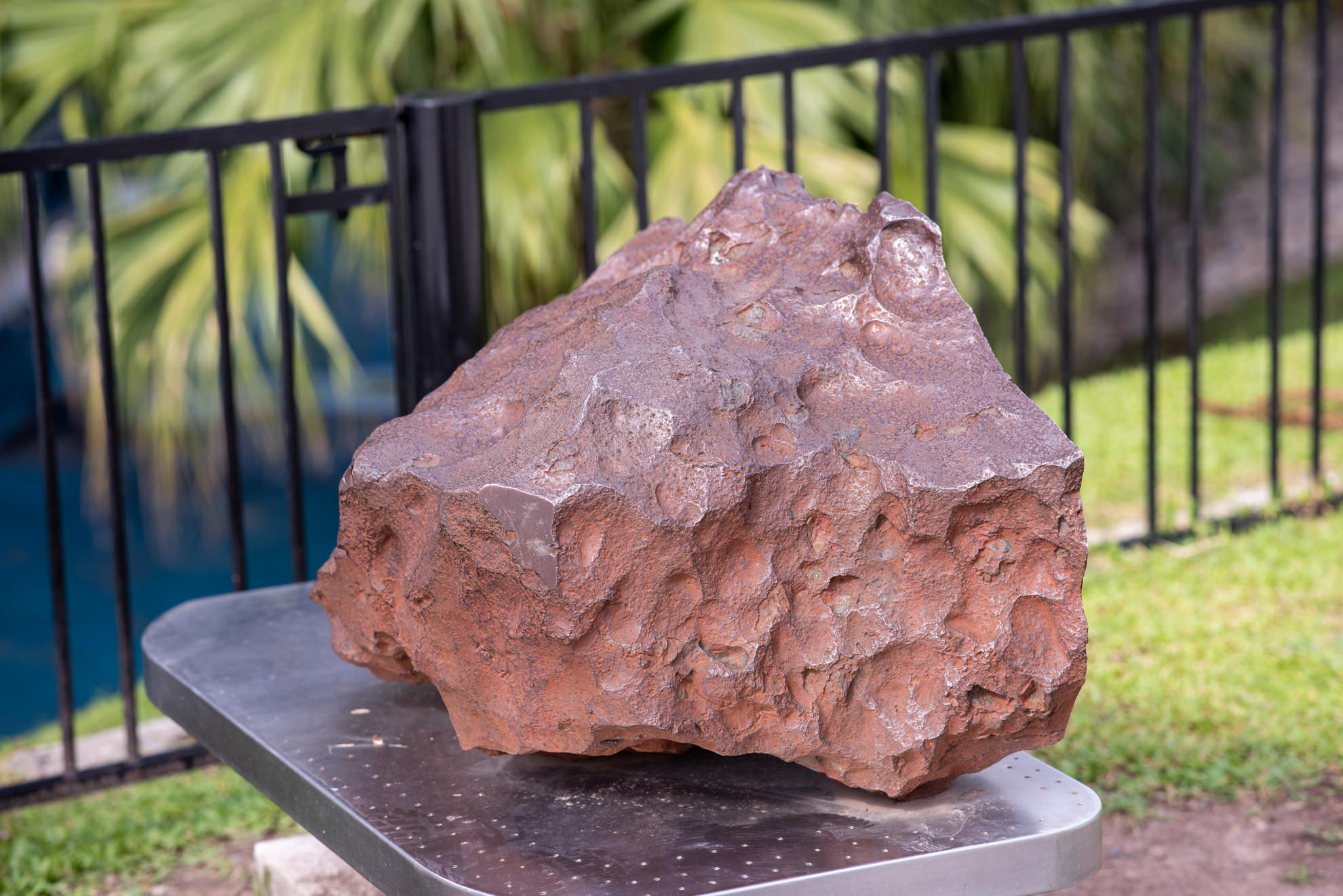 Planetario Galileo Galilei Moon Rock